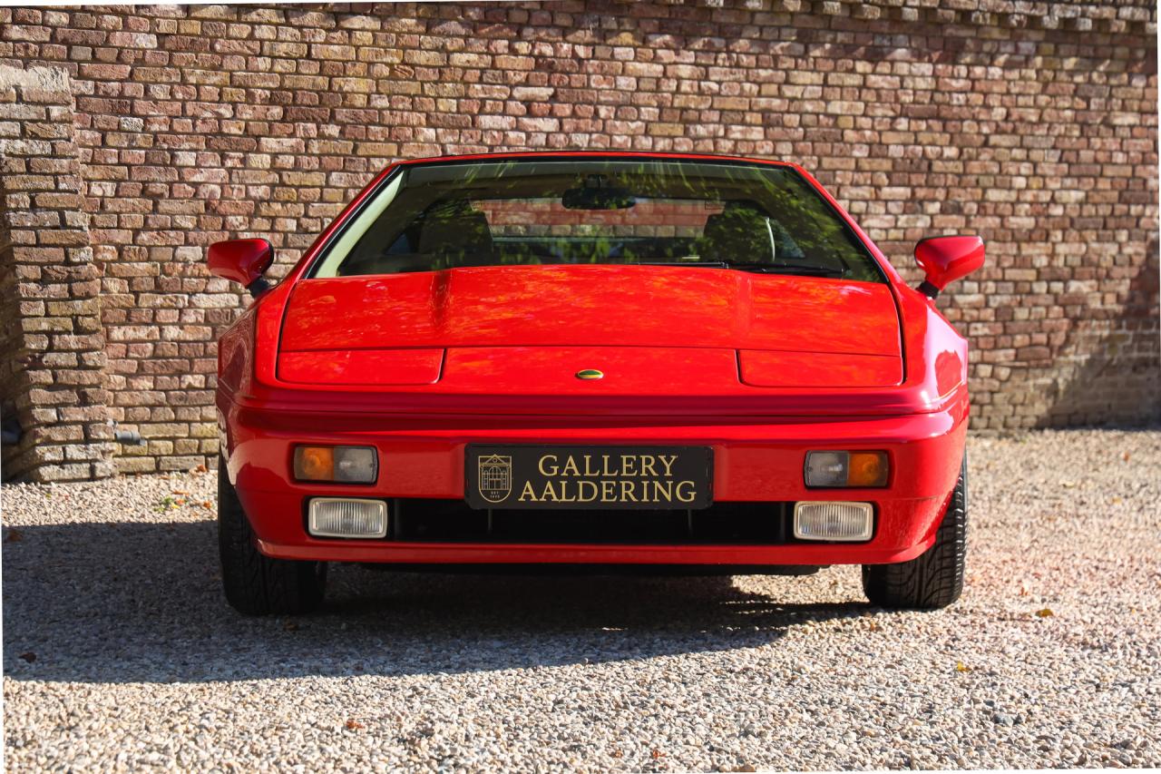 1992 Lotus Esprit S Turbo &ldquo;with the Targa sunroof&rdquo; RHD