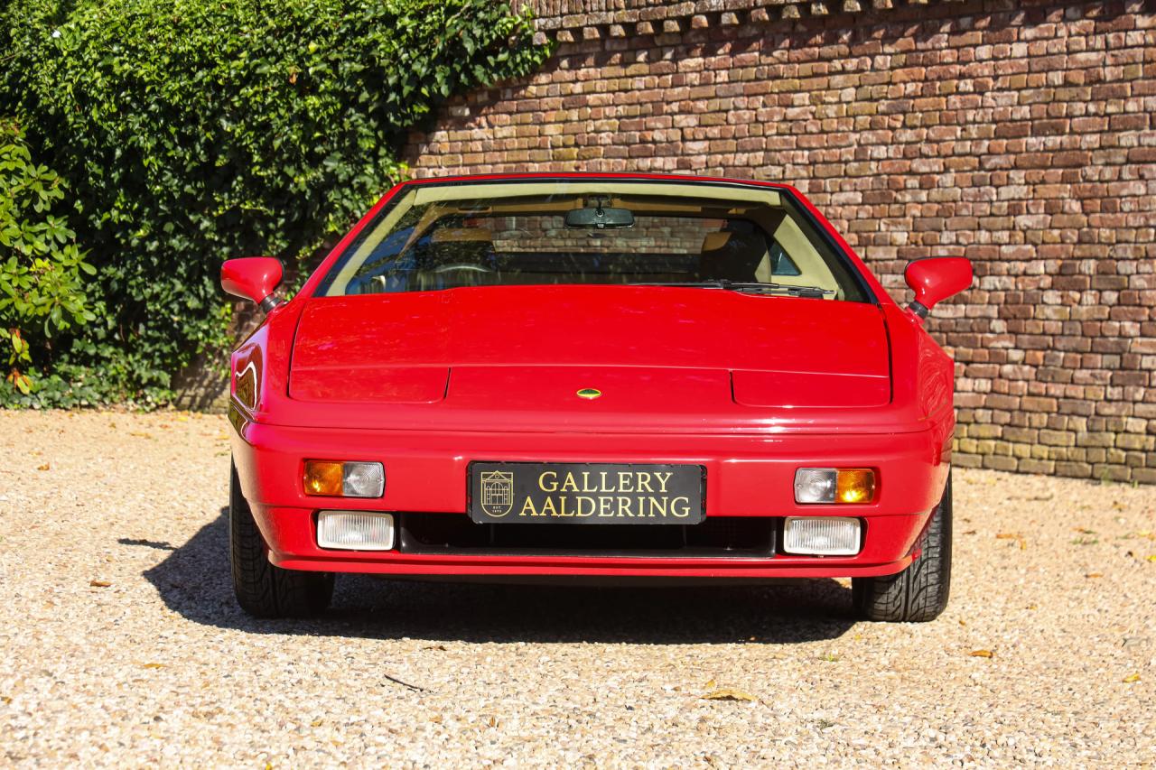 1992 Lotus Esprit S Turbo &ldquo;with the Targa sunroof&rdquo; RHD