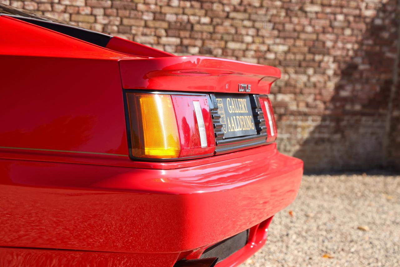 1992 Lotus Esprit S Turbo &ldquo;with the Targa sunroof&rdquo; RHD