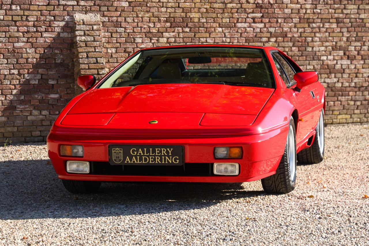 1992 Lotus Esprit S Turbo &ldquo;with the Targa sunroof&rdquo; RHD