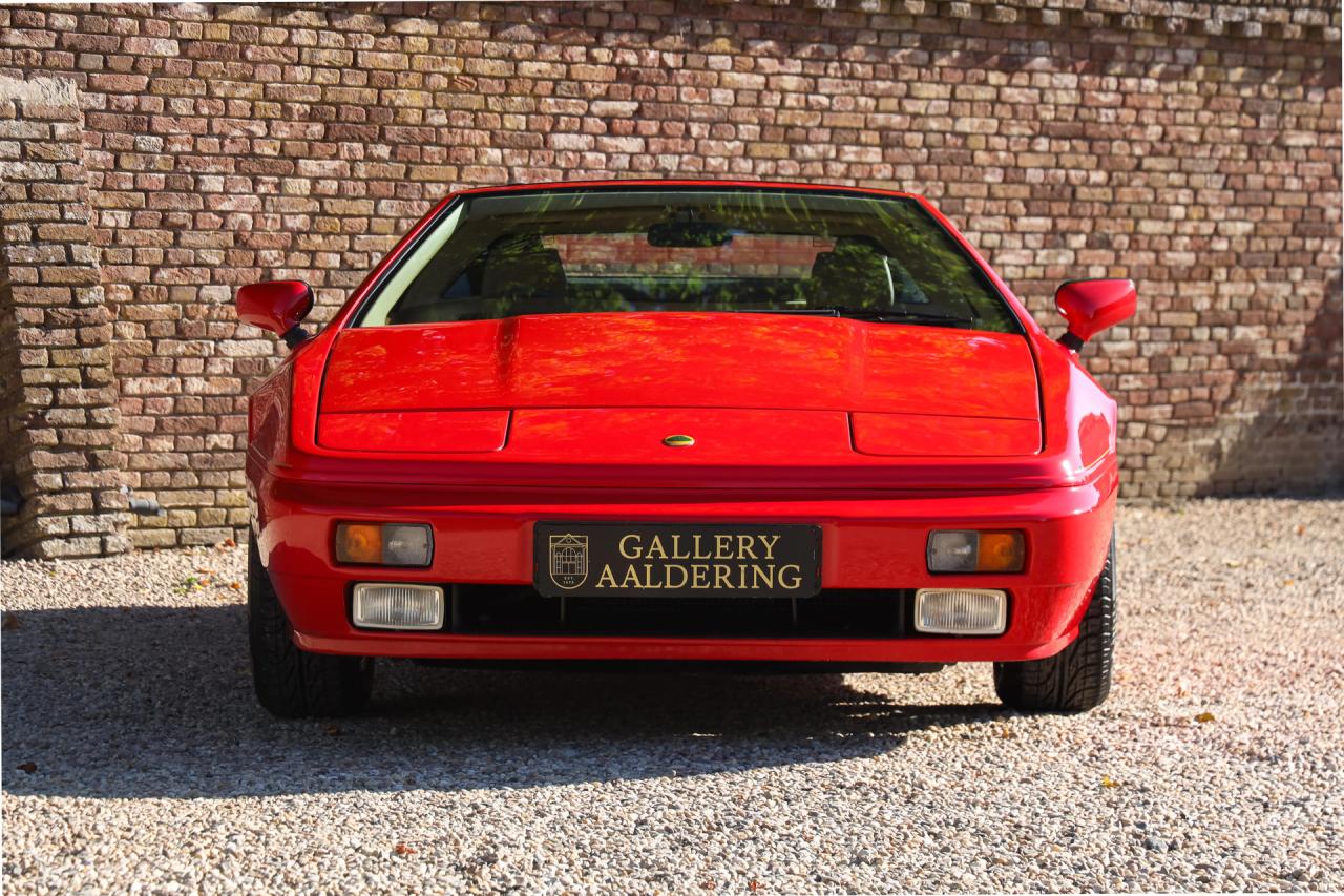 1992 Lotus Esprit S Turbo &ldquo;with the Targa sunroof&rdquo; RHD