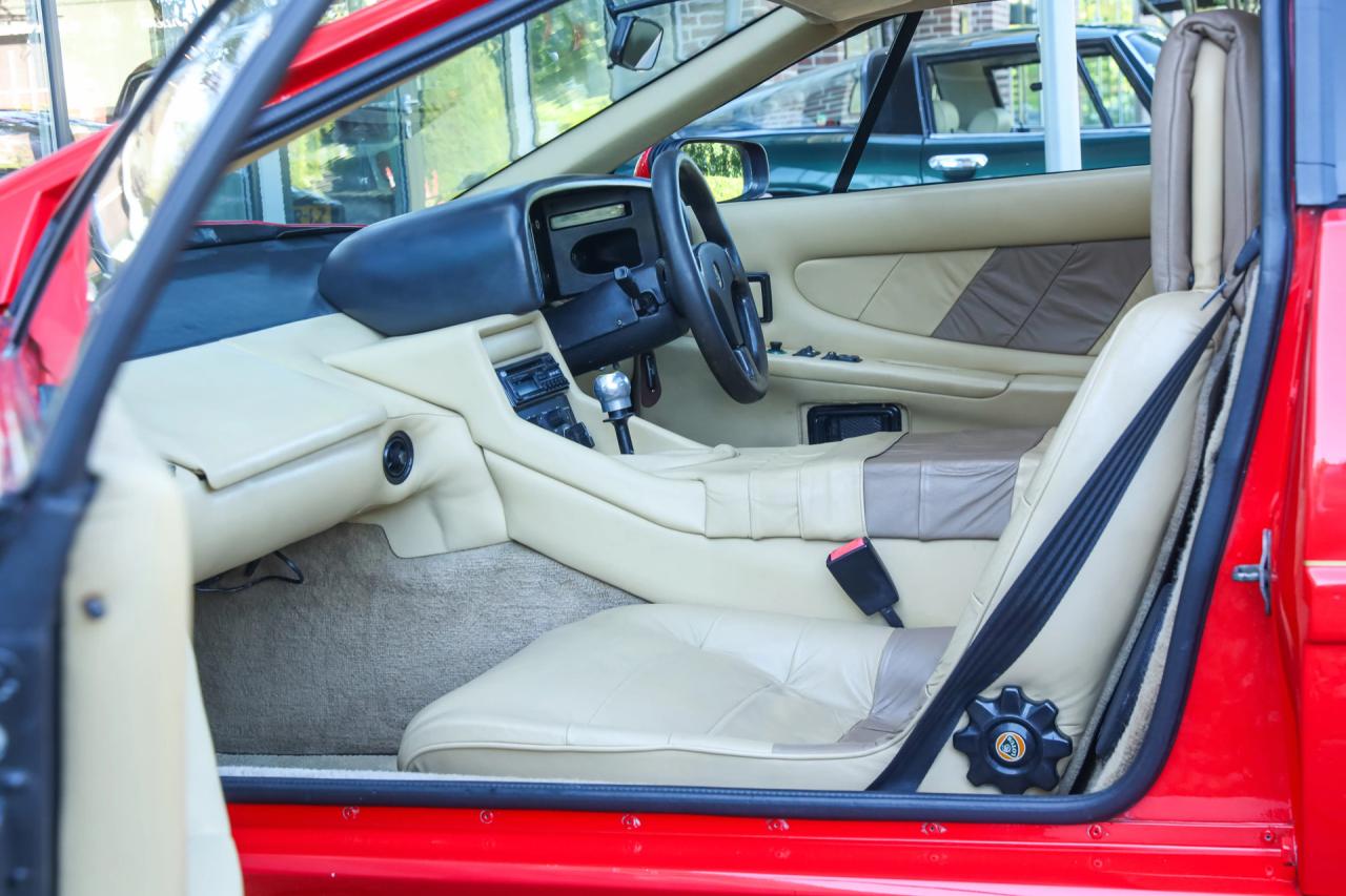 1992 Lotus Esprit S Turbo &ldquo;with the Targa sunroof&rdquo; RHD