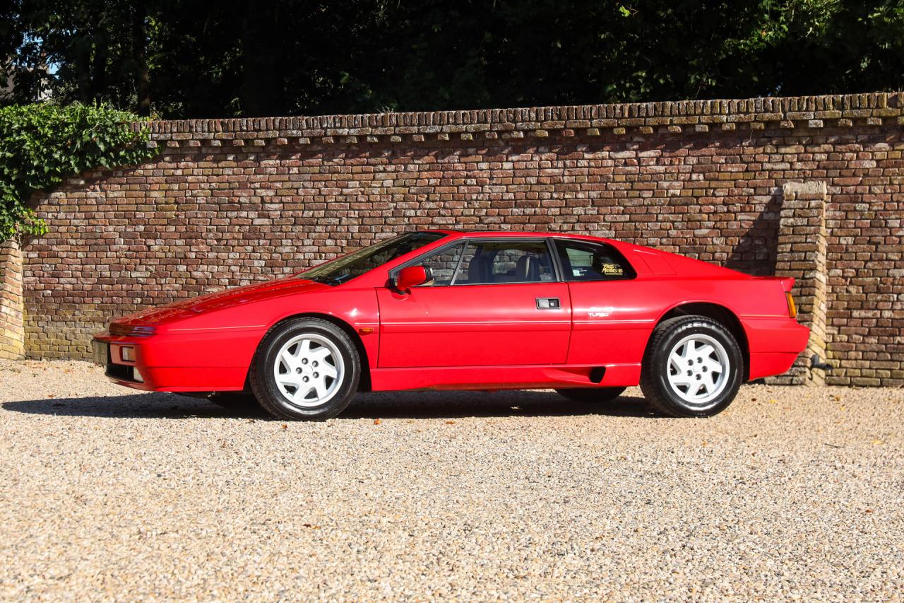 1992 Lotus Esprit S Turbo &ldquo;with the Targa sunroof&rdquo; RHD