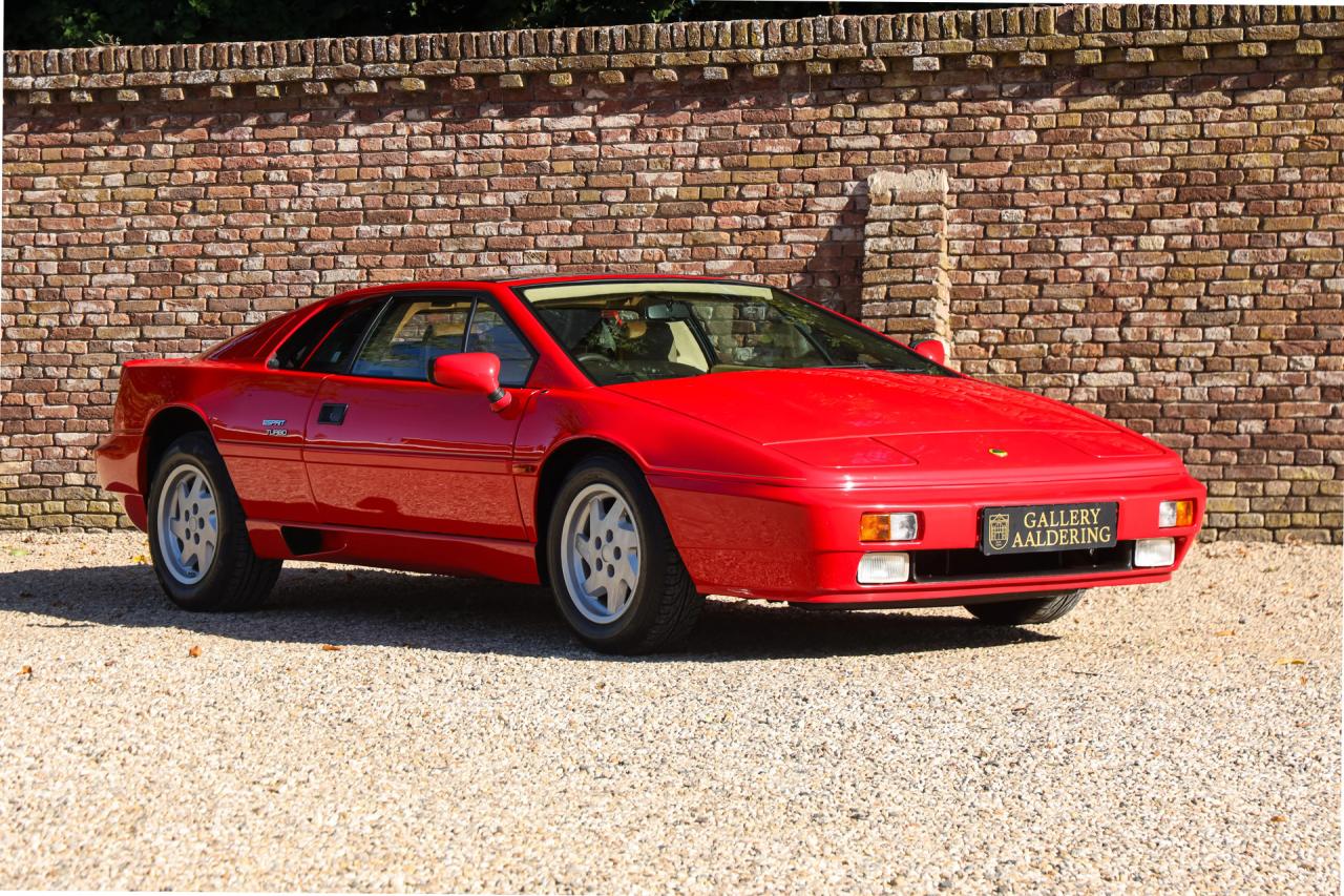 1992 Lotus Esprit S Turbo &ldquo;with the Targa sunroof&rdquo; RHD