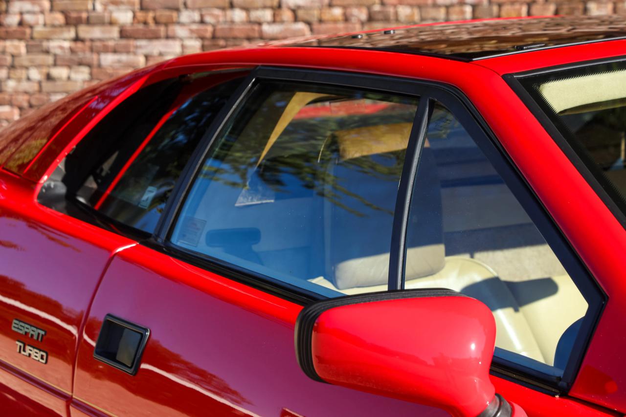 1992 Lotus Esprit S Turbo &ldquo;with the Targa sunroof&rdquo; RHD