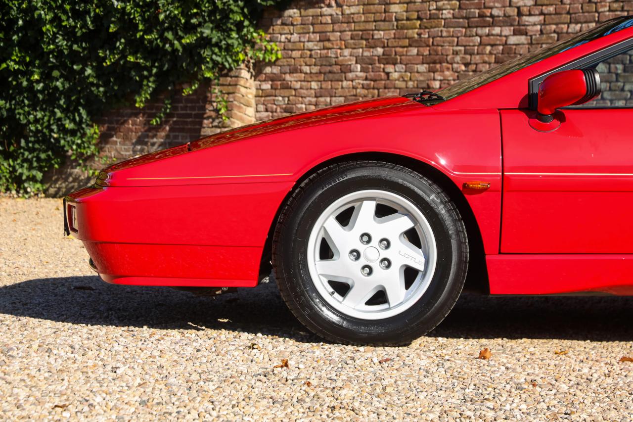 1992 Lotus Esprit S Turbo &ldquo;with the Targa sunroof&rdquo; RHD