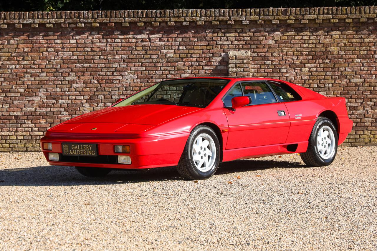 1992 Lotus Esprit S Turbo &ldquo;with the Targa sunroof&rdquo; RHD