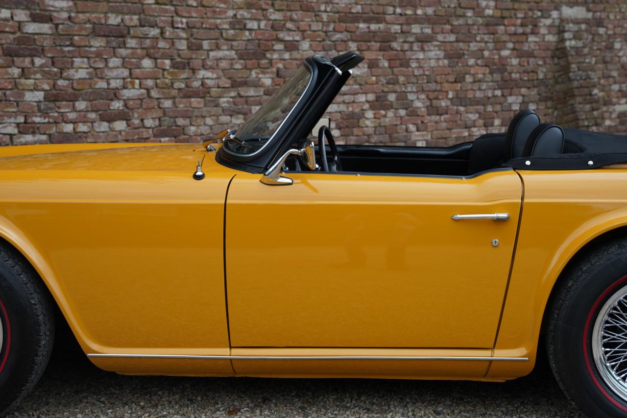 1971 Triumph TR6 Overdrive &ldquo;Saffron Yellow&rdquo; Triple Weber version
