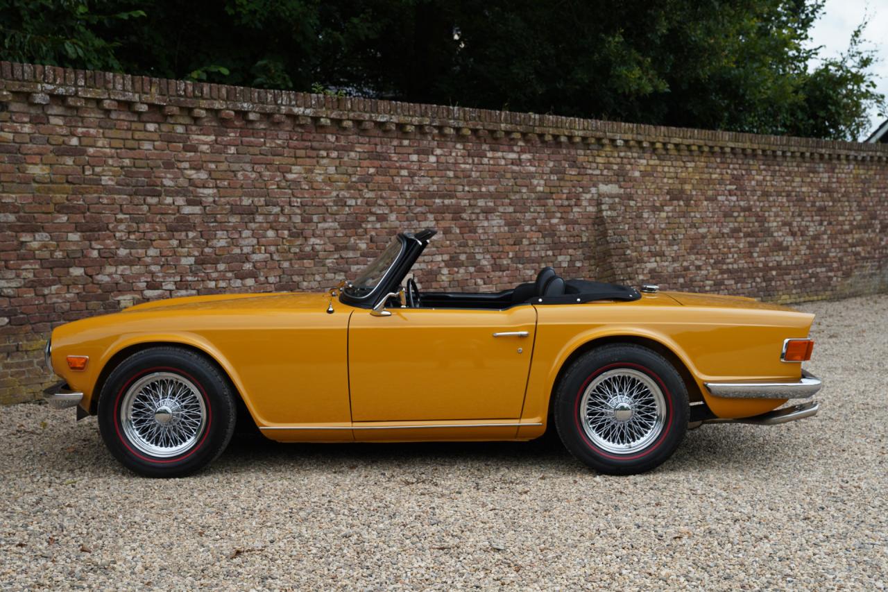 1971 Triumph TR6 Overdrive &ldquo;Saffron Yellow&rdquo; Triple Weber version
