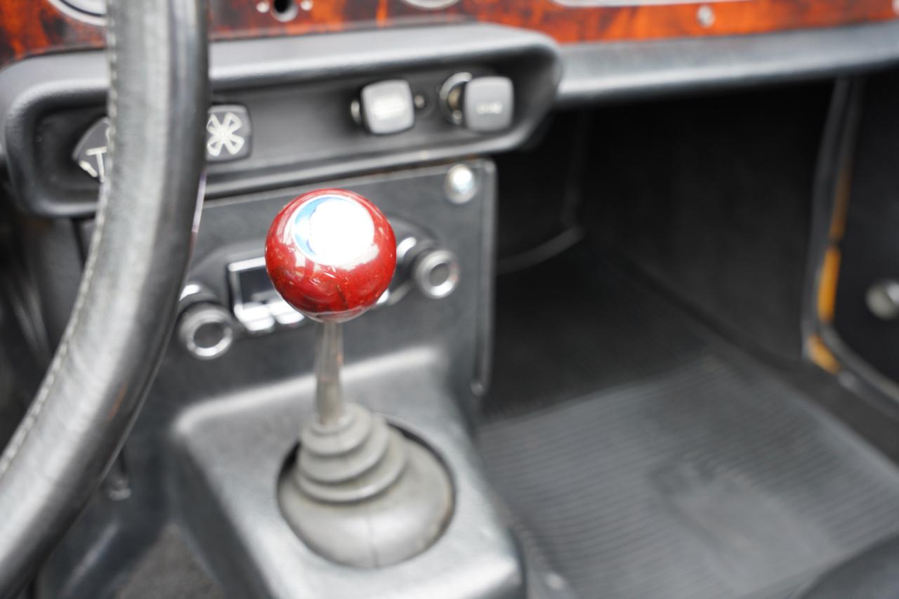 1971 Triumph TR6 Overdrive &ldquo;Saffron Yellow&rdquo; Triple Weber version