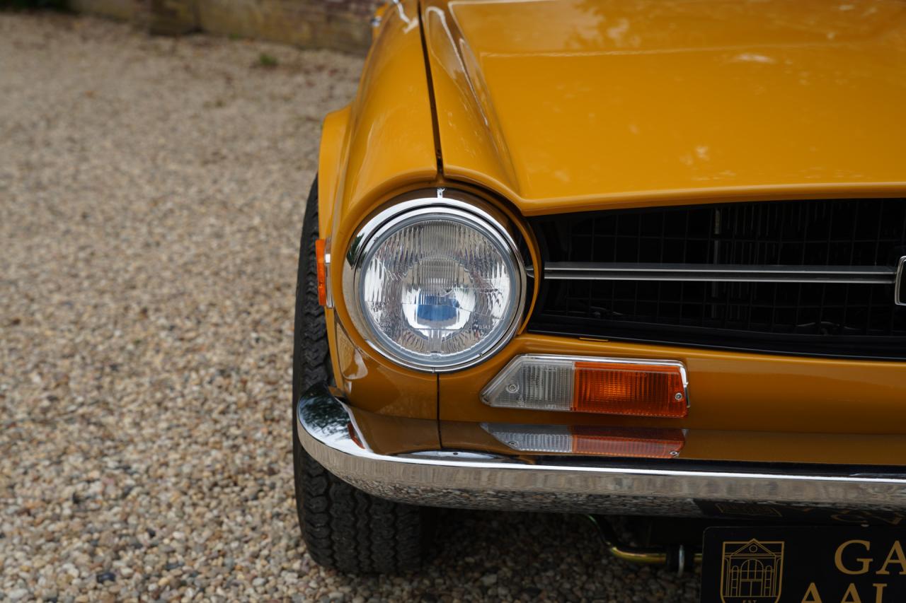 1971 Triumph TR6 Overdrive &ldquo;Saffron Yellow&rdquo; Triple Weber version