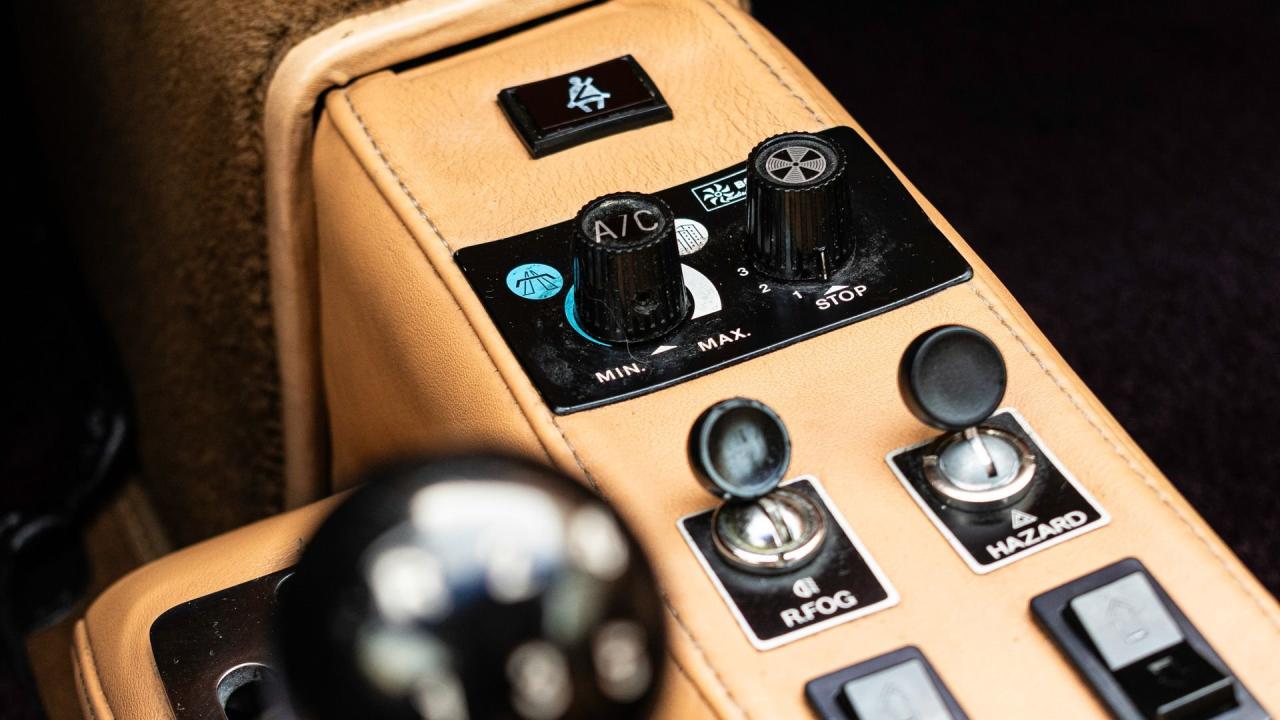 1984 Ferrari 512 BBi