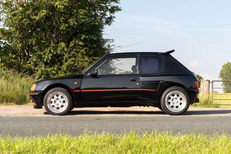 1987 Peugeot 205 GTI DIMMA