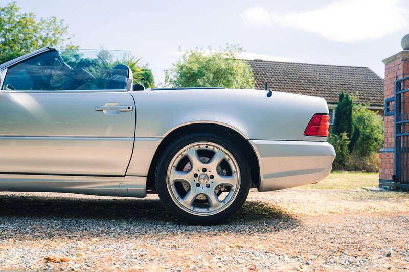 2002 Mercedes - Benz SL500 SILVER ARROW