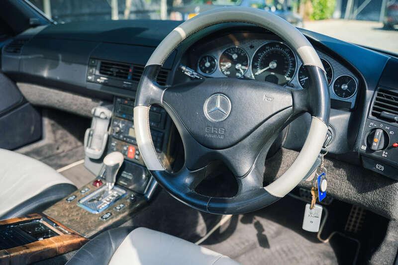 2002 Mercedes - Benz SL500 SILVER ARROW