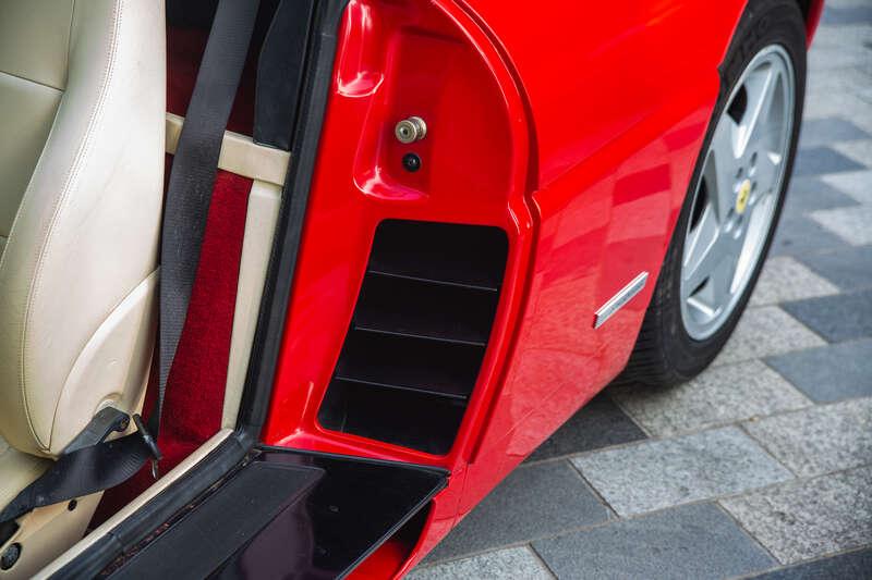 1991 Ferrari 348 TS