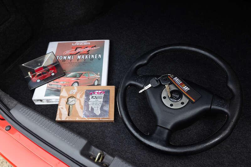 2000 Mitsubishi Lancer Evolution VI Tommi Makinen Edition