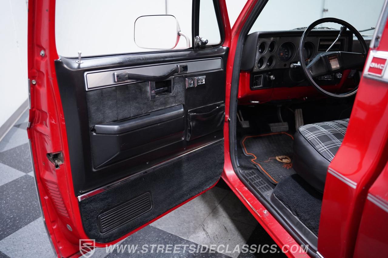 1987 GMC C10 Patina Restomod