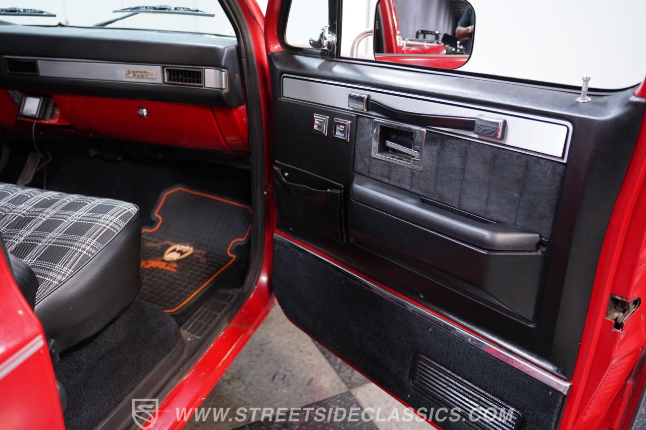 1987 GMC C10 Patina Restomod