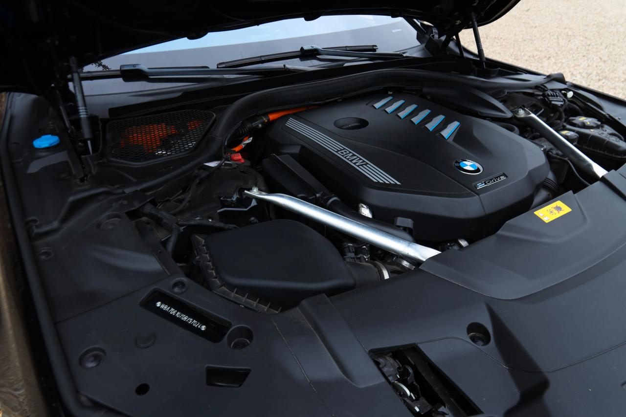2019 BMW 745e High Executive &ldquo;Luxury must arouse emotions&rdquo;