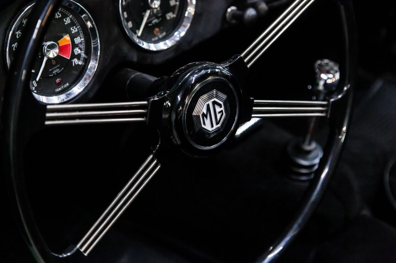 1958 MG MGA ROADSTER