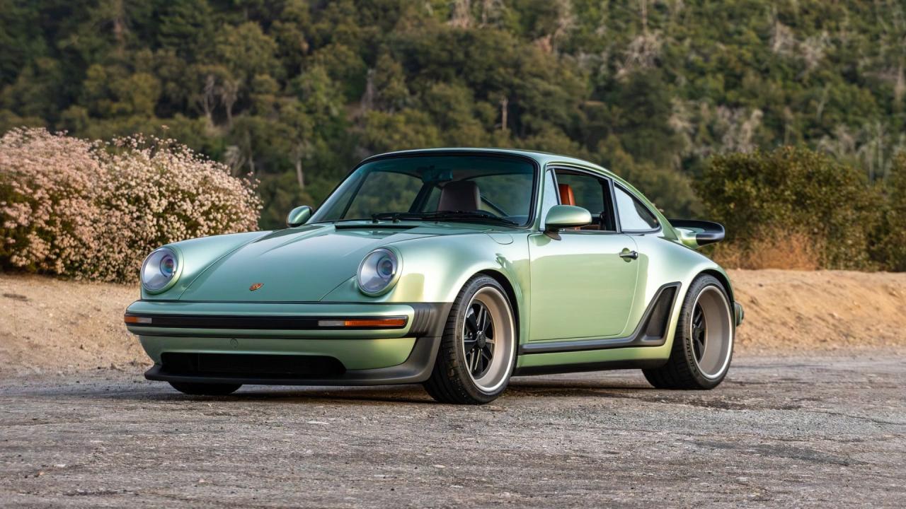 1990 Porsche 911 Reimagined by Singer - Classic Turbo Services "Aurum Verde Commission"