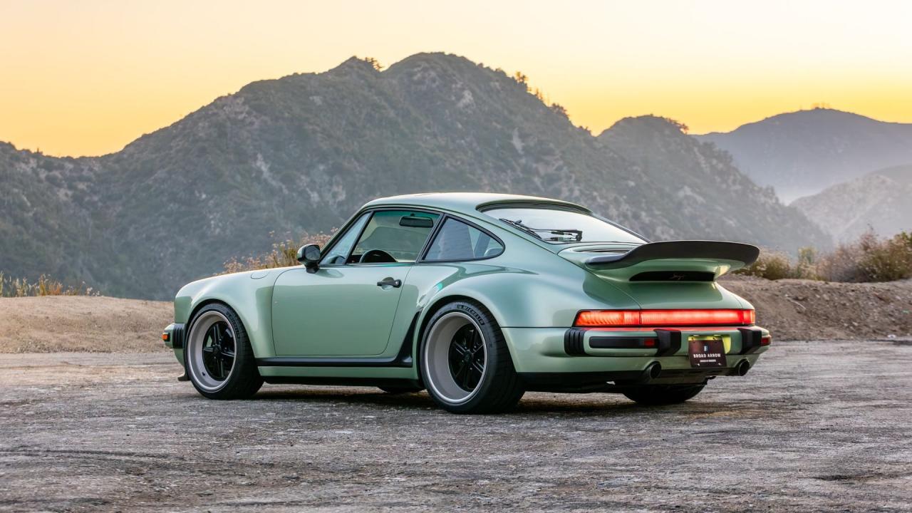 1990 Porsche 911 Reimagined by Singer - Classic Turbo Services "Aurum Verde Commission"