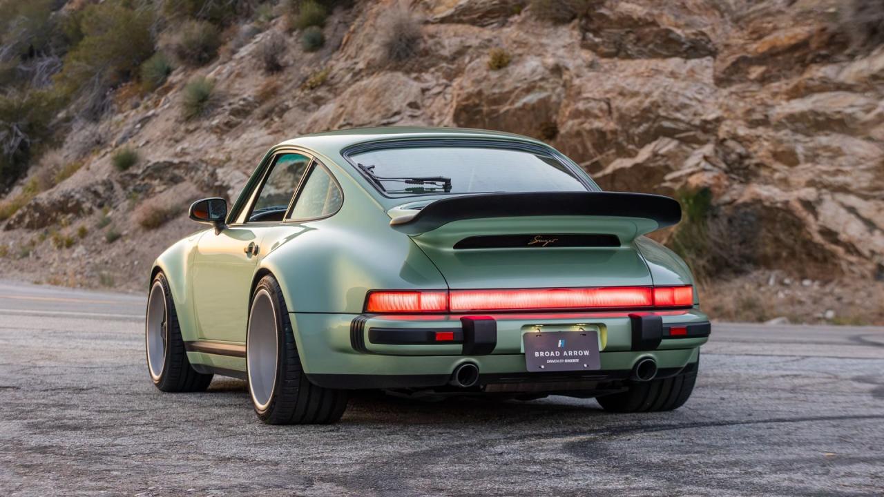1990 Porsche 911 Reimagined by Singer - Classic Turbo Services "Aurum Verde Commission"