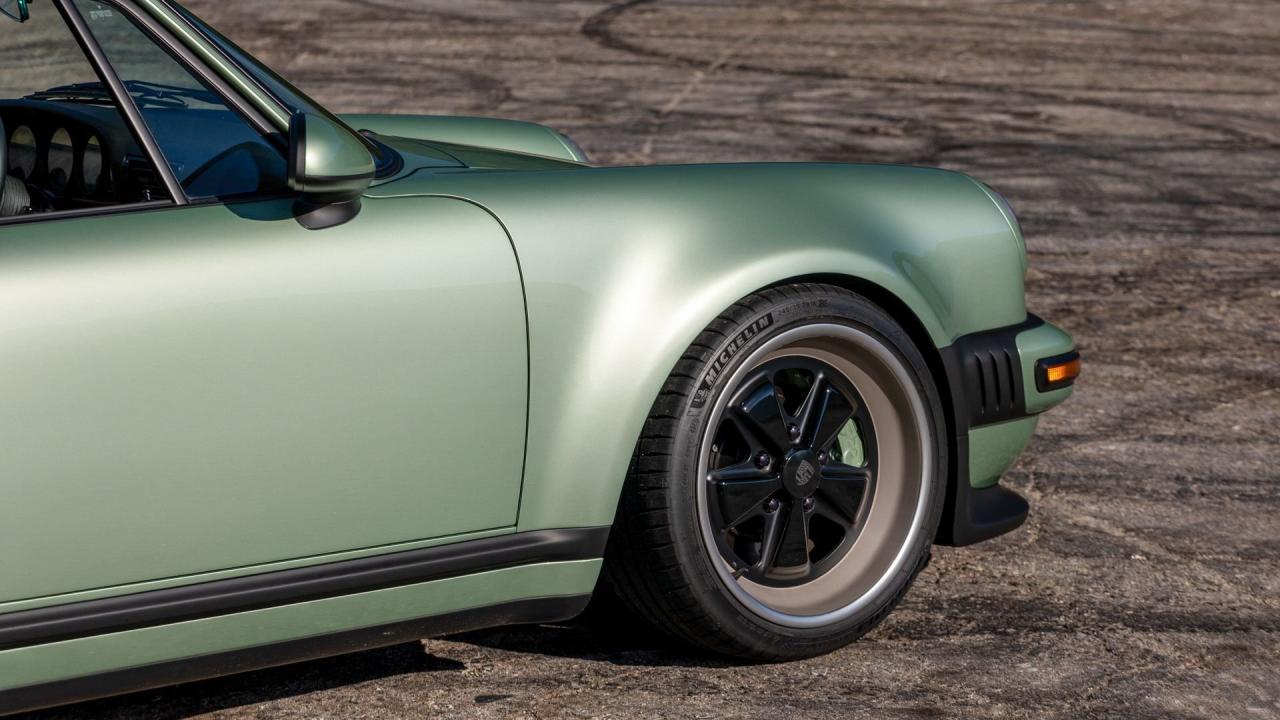 1990 Porsche 911 Reimagined by Singer - Classic Turbo Services "Aurum Verde Commission"