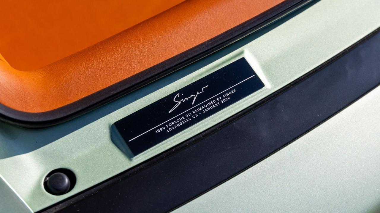 1990 Porsche 911 Reimagined by Singer - Classic Turbo Services "Aurum Verde Commission"