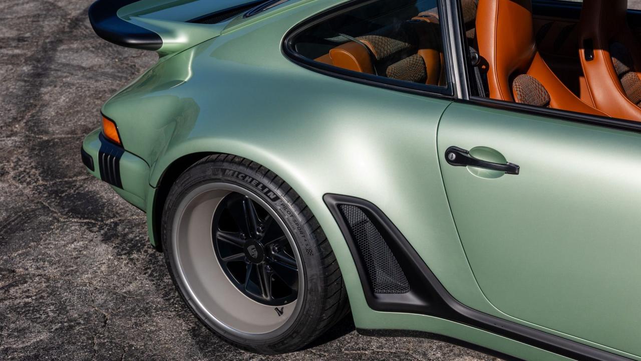 1990 Porsche 911 Reimagined by Singer - Classic Turbo Services "Aurum Verde Commission"