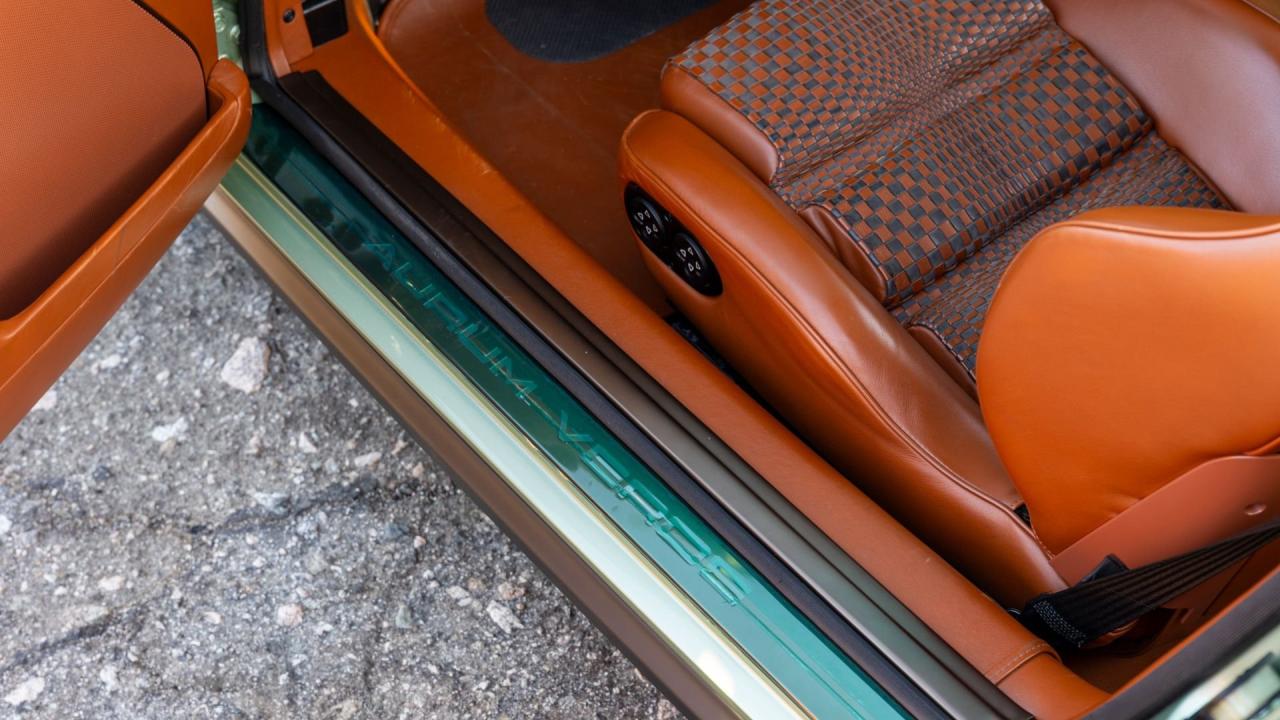 1990 Porsche 911 Reimagined by Singer - Classic Turbo Services "Aurum Verde Commission"