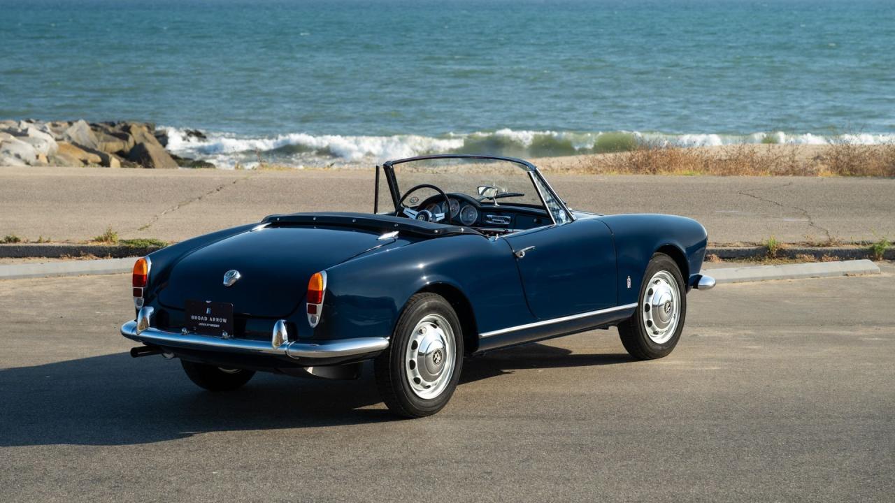1961 Alfa Romeo Giulietta Spider Veloce