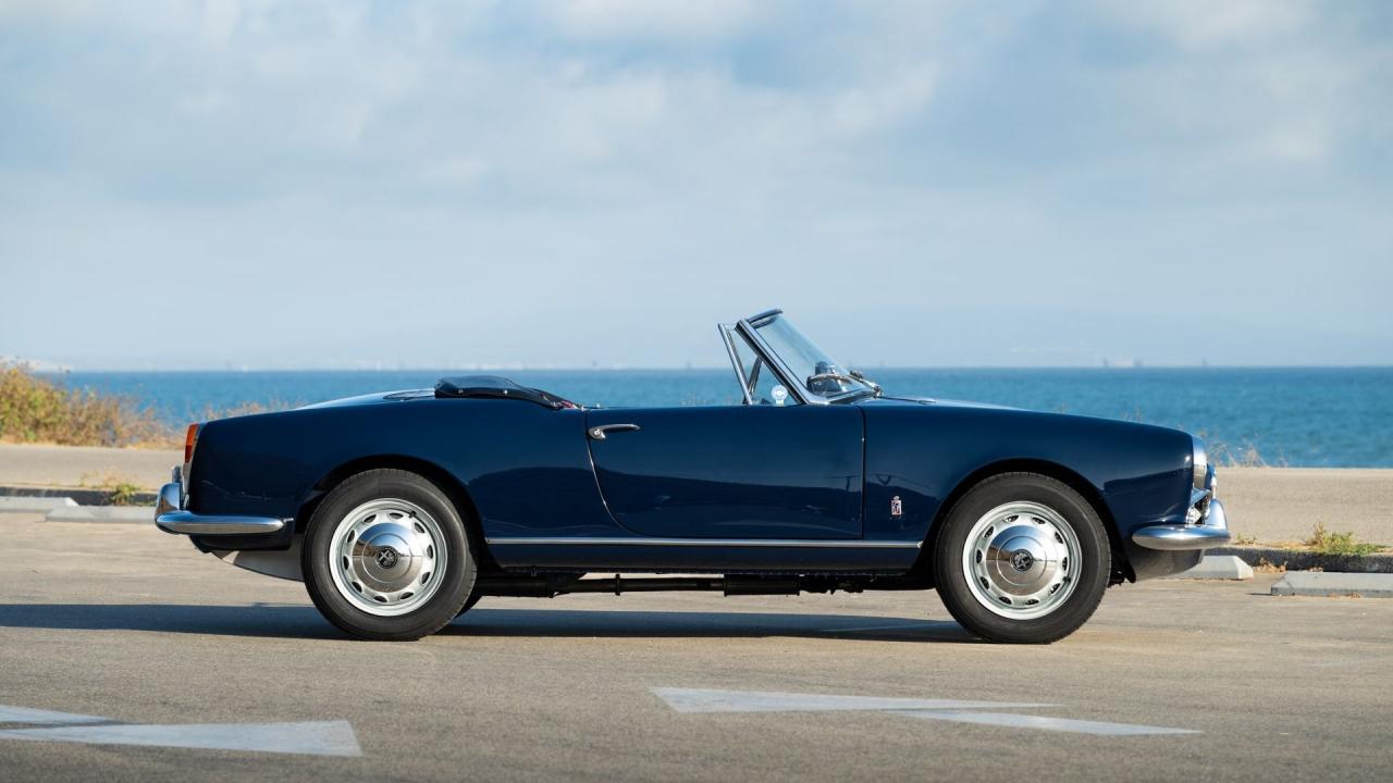 1961 Alfa Romeo Giulietta Spider Veloce