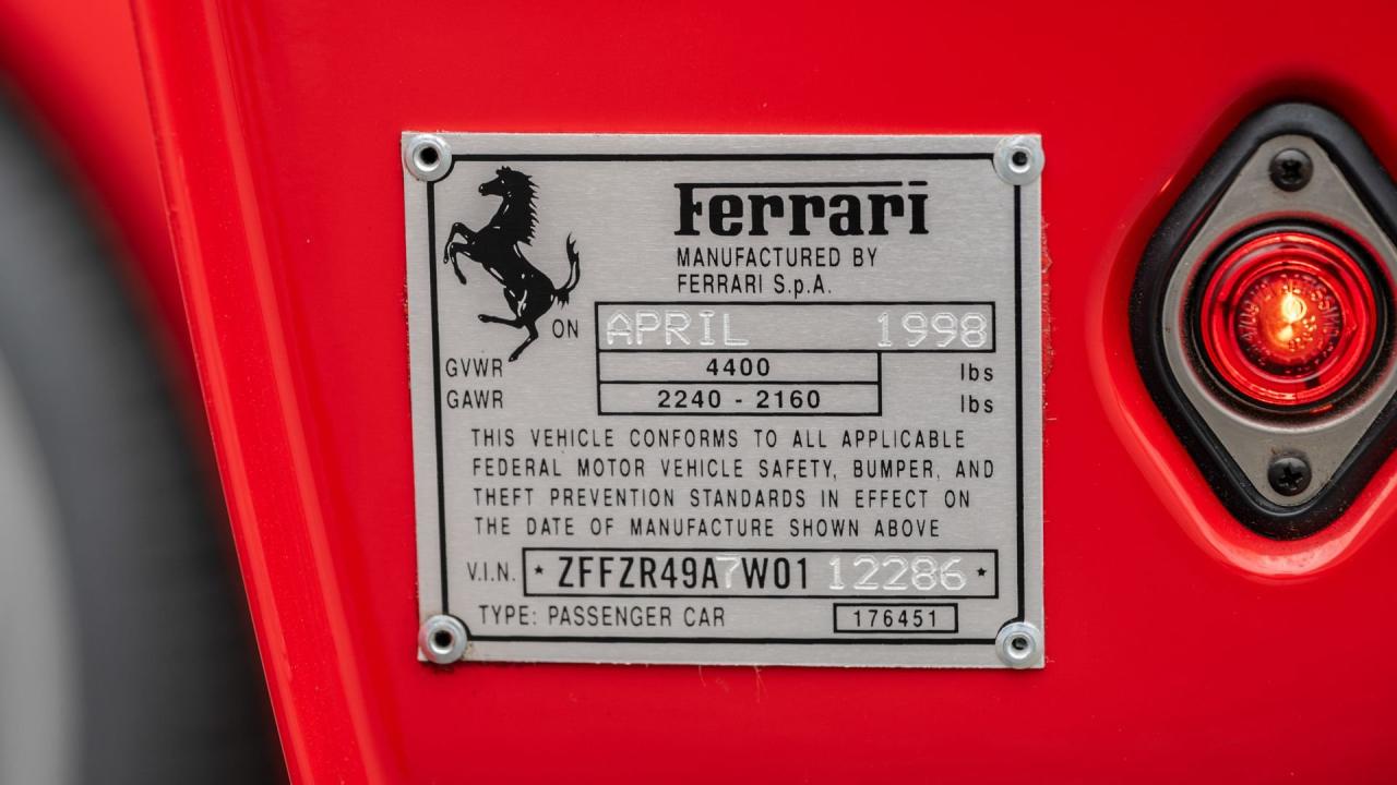 1998 Ferrari 550 Maranello
