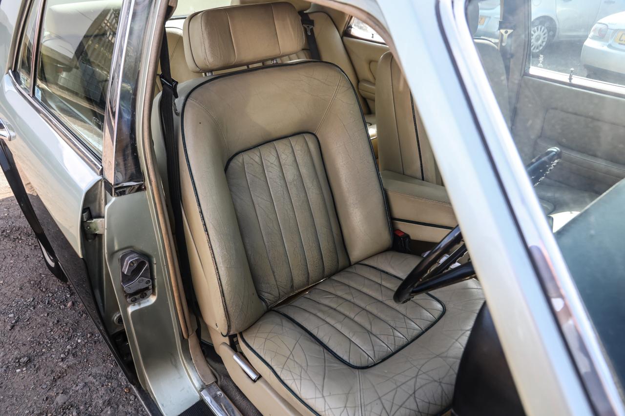 1982 Rolls - Royce Silver Spirit 