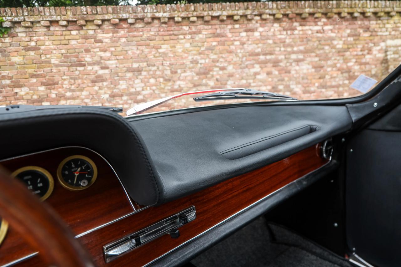 1967 Ford Osi 20M TS &ldquo;Rouge et marron fonc&eacute;&rdquo;