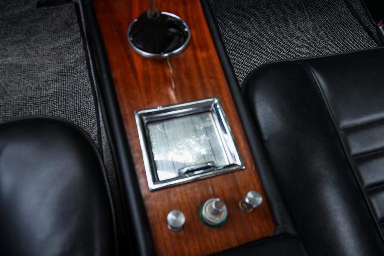 1967 Ford Osi 20M TS &ldquo;Rouge et marron fonc&eacute;&rdquo;