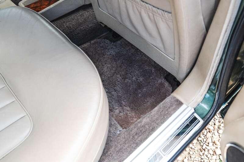 1987 Daimler XJ40