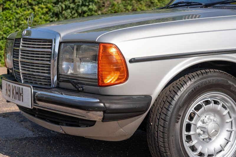 1986 Mercedes - Benz 280TE