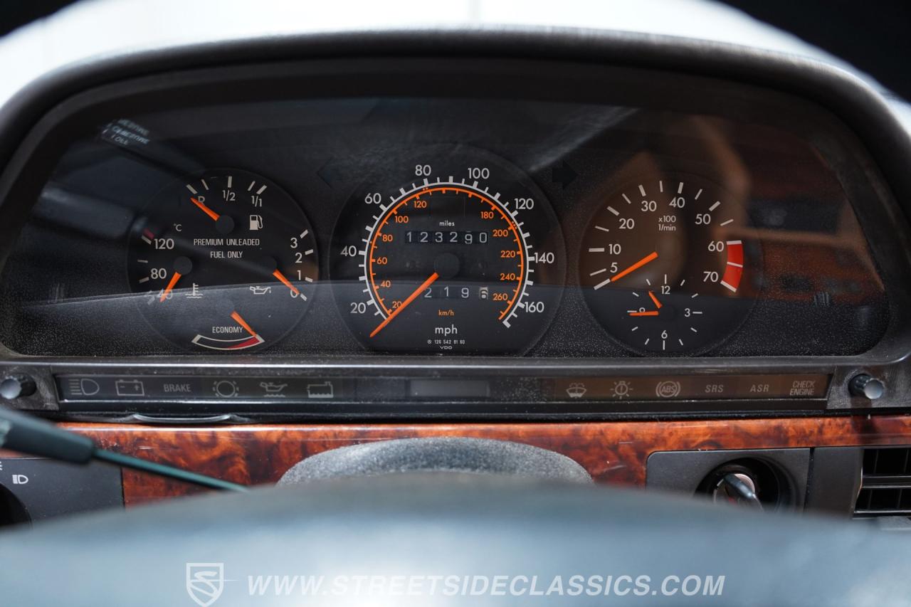 1991 Mercedes - Benz 560SEC