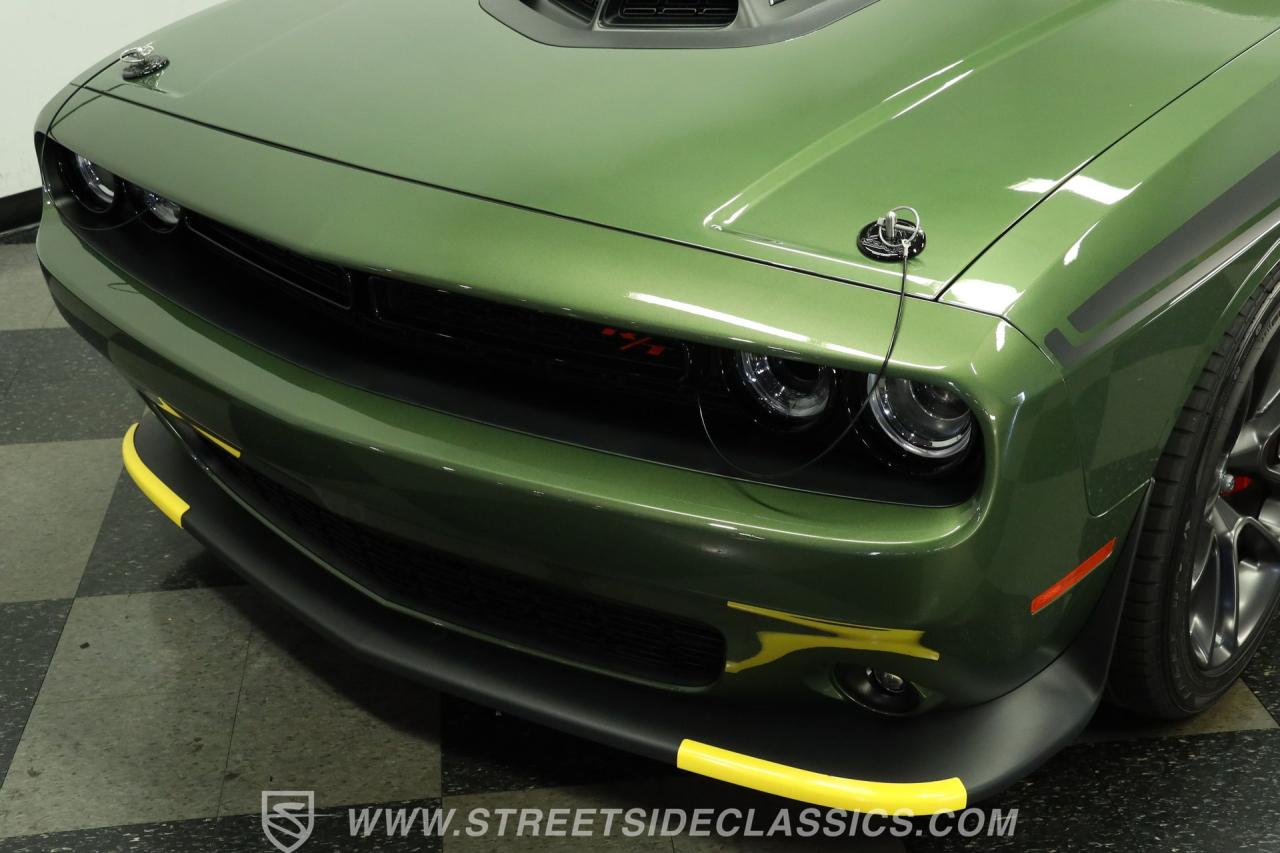 2023 Dodge Challenger R/T Shaker Edition