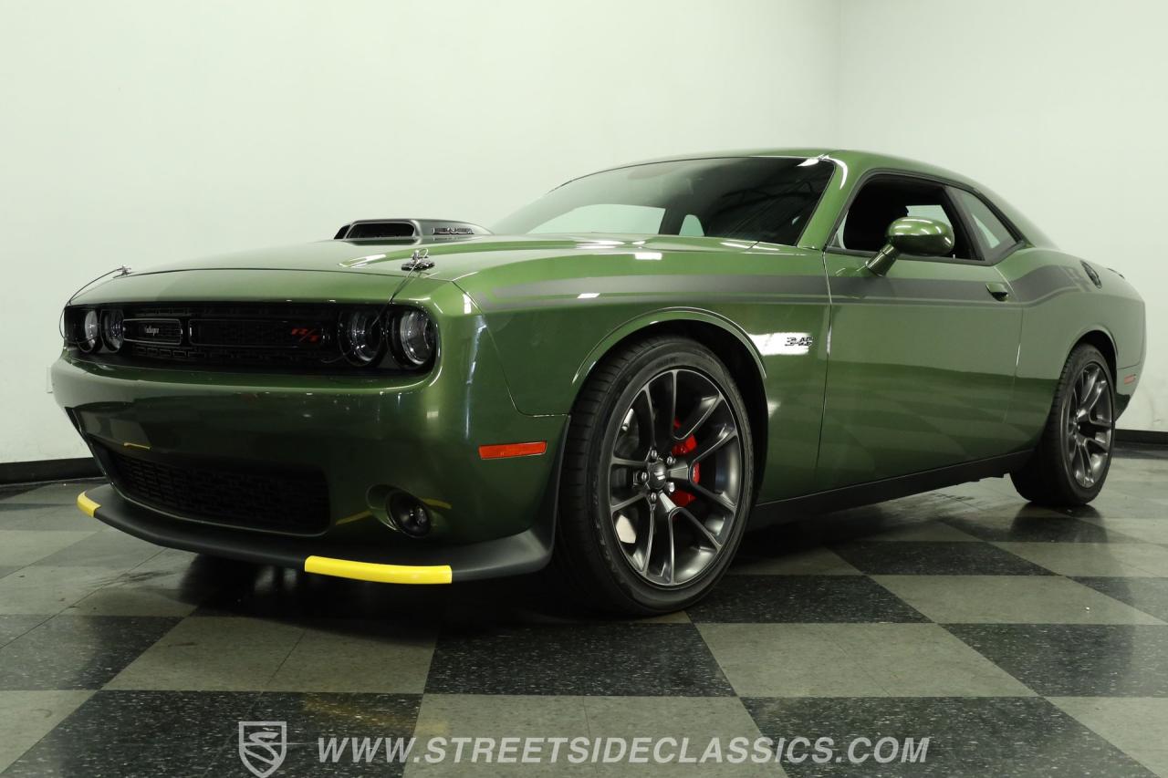 2023 Dodge Challenger R/T Shaker Edition