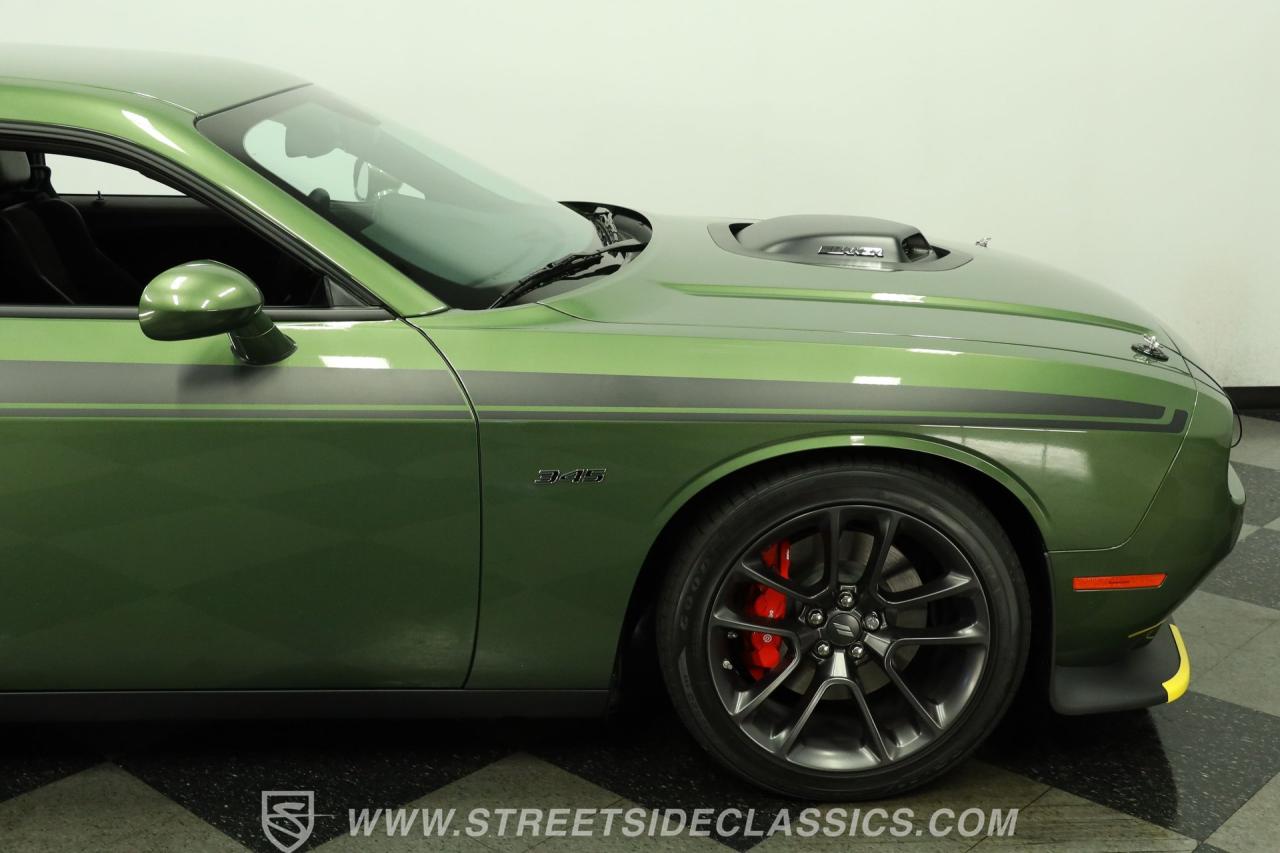 2023 Dodge Challenger R/T Shaker Edition