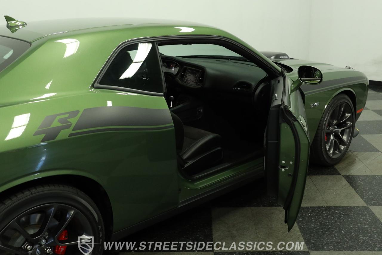 2023 Dodge Challenger R/T Shaker Edition