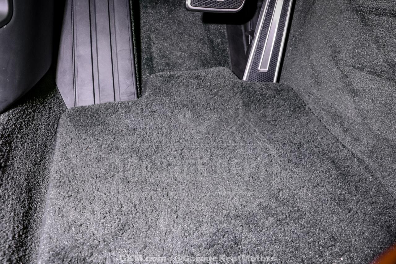 2023 Bentley Flying Spur