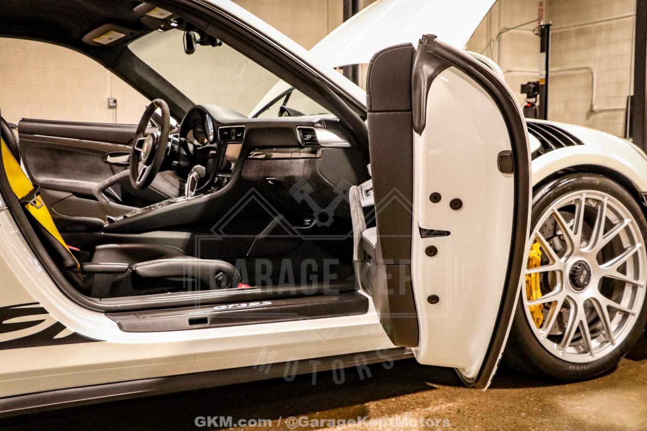 2016 Porsche 911