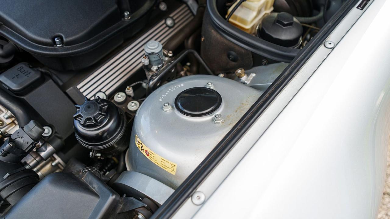 2001 BMW Z8
