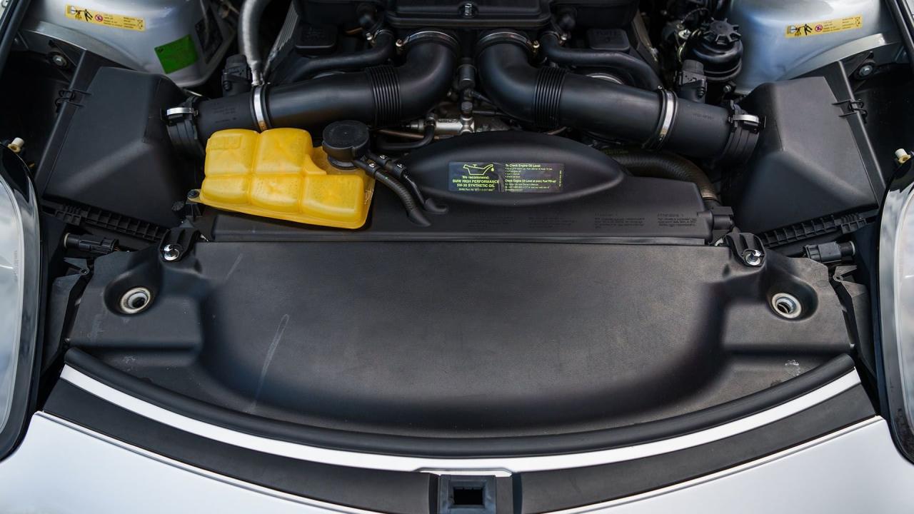 2001 BMW Z8