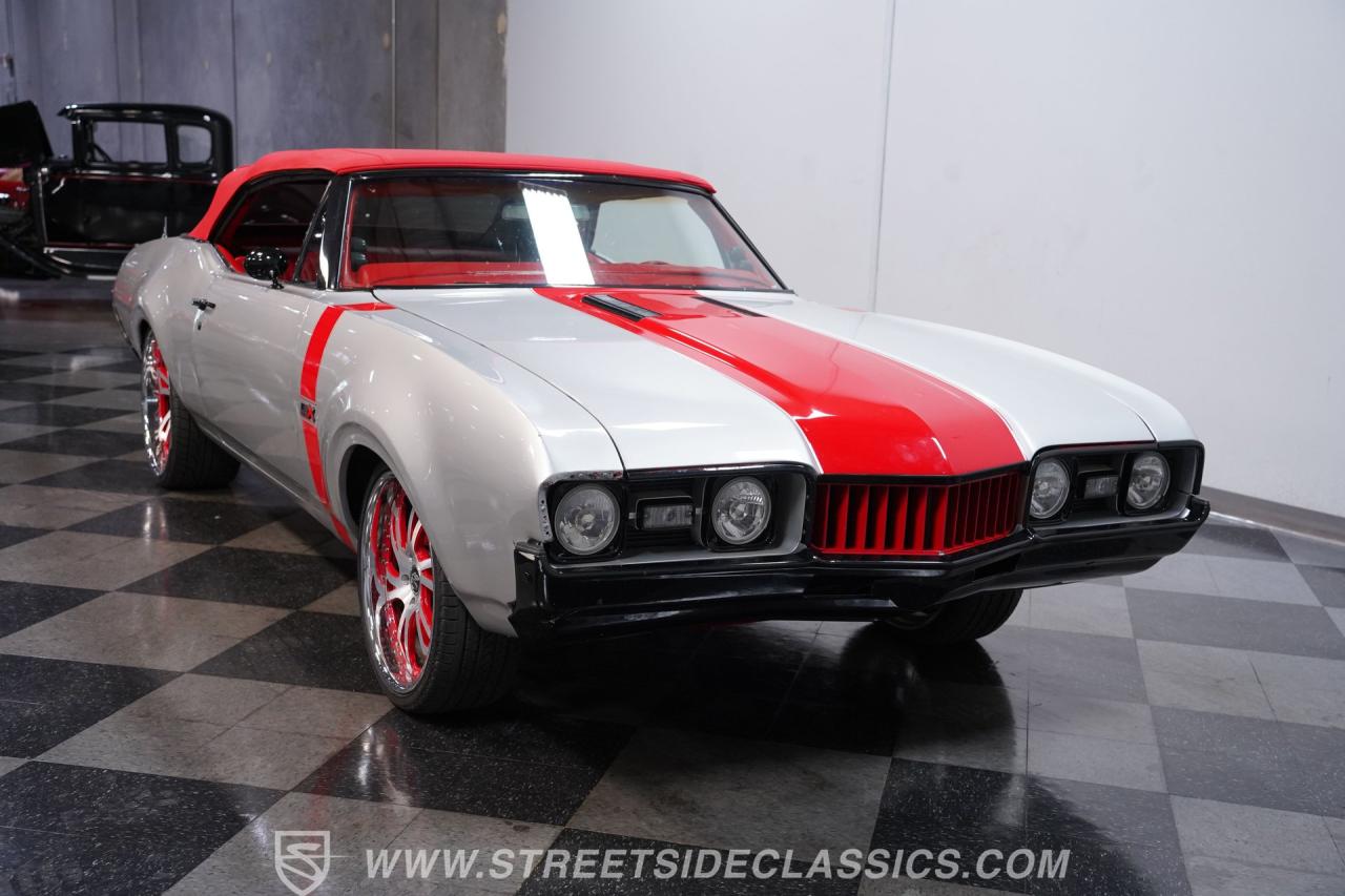 1968 Oldsmobile Cutlass Convertible LS3 Restomod
